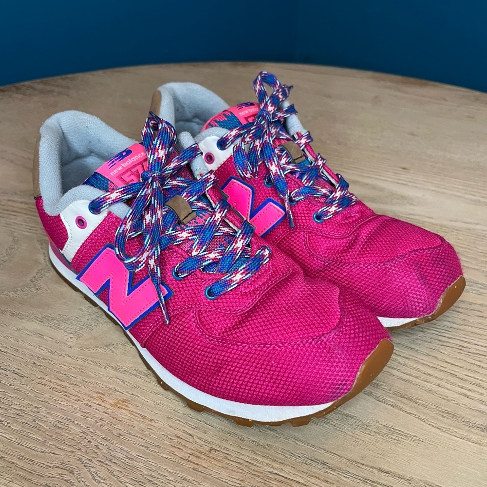 New Balance 574 Hot Pink Fushia Sneakers Shoes Women’s 5.5